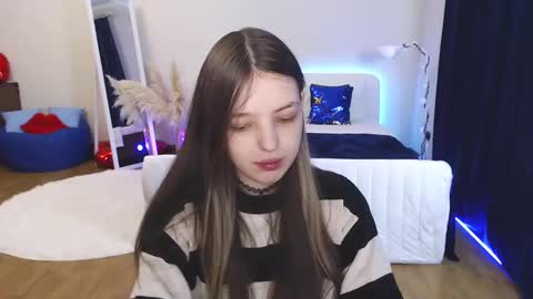 Snapshot of lilibakery chatting on December 9, 1:18 am Lili Bakery online show from December 9, 1:18 am
