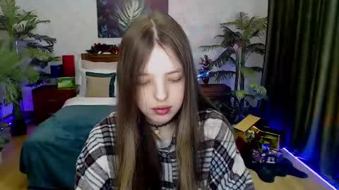 Snapshot of lilibakery chatting on December 13, 11:39 pm Lili Bakery online show from December 13, 11:39 pm