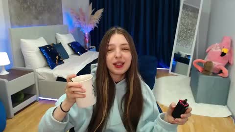 Snapshot of lilibakery chatting on February 7, 3:45 am Lili Bakery online show from February 7, 3:45 am