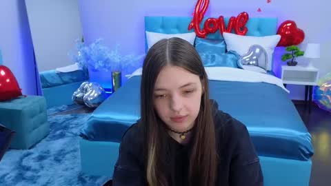 Snapshot of lilibakery chatting on February 17, 2:53 am Lili Bakery online show from February 17, 2:53 am