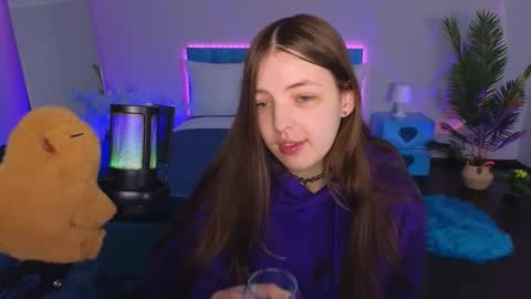 Lili Bakery online show from October 14, 1:50 am