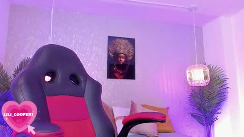 Lili Cooper online show from January 6, 5:27 pm