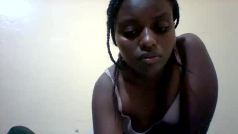 Snapshot of liligal chatting on May 13, 7:00 pm liligal online show from May 13, 7:00 pm