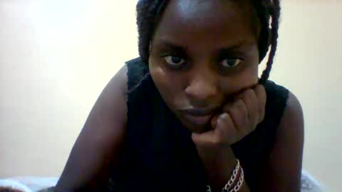 Snapshot of liligal chatting on May 17, 7:54 pm liligal online show from May 17, 7:54 pm