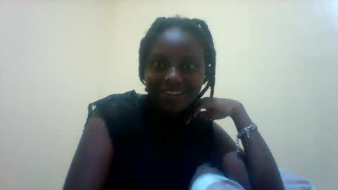 Snapshot of liligal chatting on May 18, 4:18 am liligal online show from May 18, 4:18 am