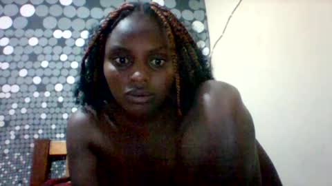 Snapshot of liligal chatting on June 12, 7:57 pm liligal online show from June 12, 7:57 pm