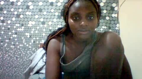 Snapshot of liligal chatting on June 18, 9:08 pm liligal online show from June 18, 9:08 pm