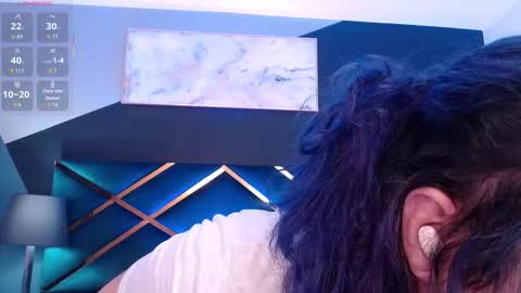 LILIH online show from February 7, 11:36 am