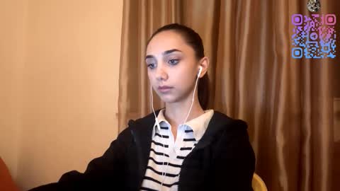 Lina online show from October 15, 10:21 pm