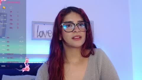 Lilith Savett online show from December 20, 12:49 pm