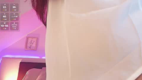 Snapshot of liliith_savett chatting on October 18, 12:39 pm Lilith Savett online show from October 18, 12:39 pm