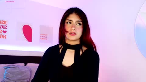 Lilith Savett online show from May 4, 3:30 pm