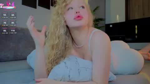 lililok101 online show from November 17, 2:28 am