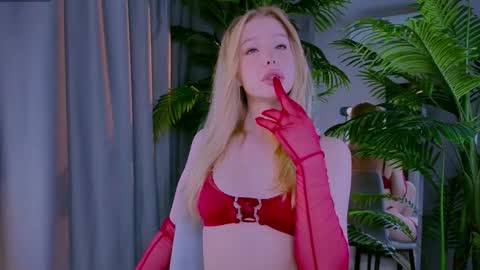 lililok101 online show from March 23, 3:21 am