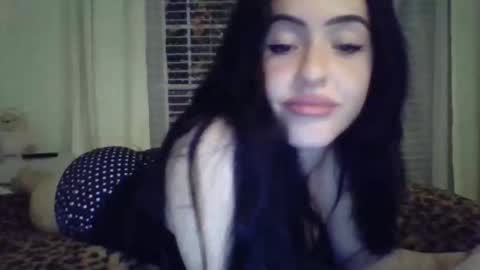 lililuvsy0u online show from May 19, 3:57 am