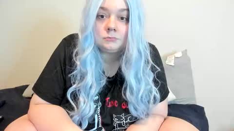 Snapshot of lilimariexx chatting on October 21, 4:46 am Lili Marie online show from October 21, 4:46 am