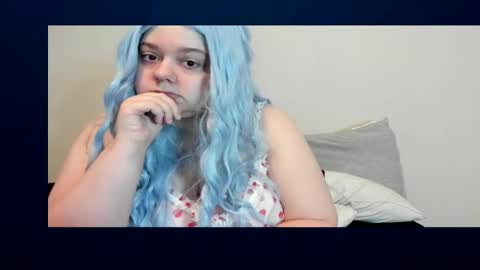 Snapshot of lilimariexx chatting on October 27, 3:54 am Lili Marie online show from October 27, 3:54 am