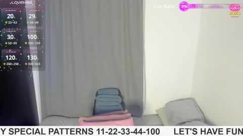 Snapshot of lilirouse chatting on October 17, 9:34 am lilirouse online show from October 17, 9:34 am