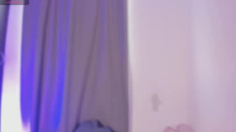 lilirouse online show from March 21, 2:42 pm