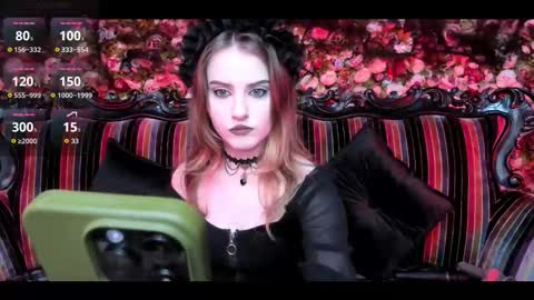 lilit_el_ online show from October 26, 8:26 pm