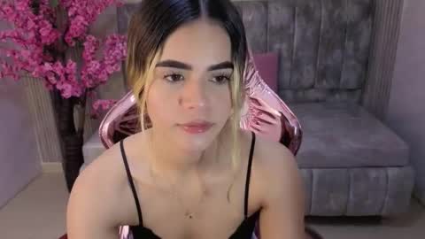 Lilith  online show from October 17, 8:33 pm