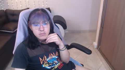 lilith  online show from March 9, 11:58 am