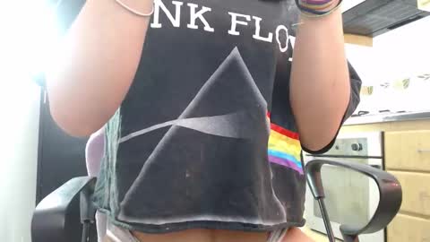 lilith  online show from March 16, 12:53 pm