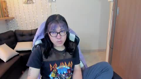 Snapshot of lilith_ayanami chatting on April 11, 3:16 pm lilith online show from April 11, 3:16 pm