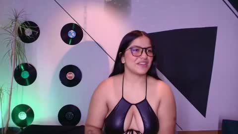 Lilith and Khloe  online show from March 21, 11:26 am