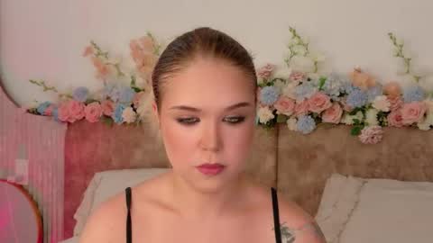 Lilith Bonheur online show from May 4, 1:12 am