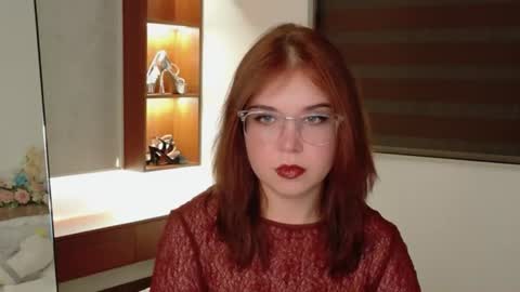 Snapshot of lilith_bonheur chatting on June 28, 9:10 pm Lilith Bonheur online show from June 28, 9:10 pm