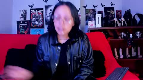 Snapshot of lilith_deveraux_ chatting on June 4, 3:51 pm MISTRESS LILITH online show from June 4, 3:51 pm