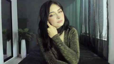 Snapshot of lilith_lennox chatting on March 12, 12:17 am lilith online show from March 12, 12:17 am