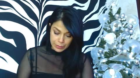 Snapshot of lilith_luv_ chatting on December 30, 7:59 am kata online show from December 30, 7:59 am