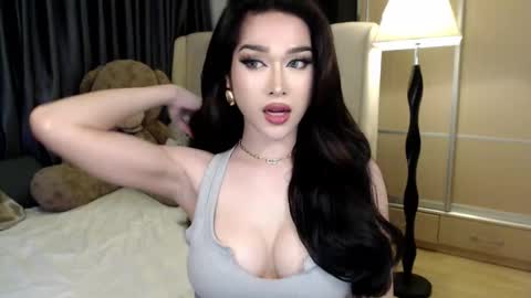 QUEEN LILITH BORBON online show from March 3, 9:00 am