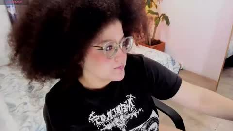 Lilith online show from October 19, 3:40 am