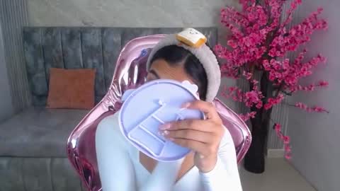 Lilith  online show from January 24, 1:03 pm