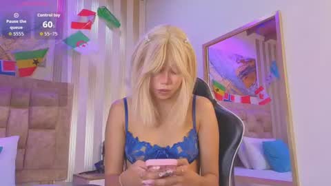 Snapshot of lilith_pink__ chatting on July 8, 3:11 am Lilith pink online show from July 8, 3:11 am