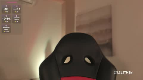 lilith_sage_ online show from November 18, 11:47 am