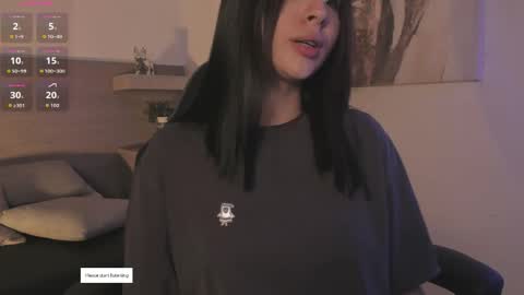 lilith_sage_ online show from May 1, 8:35 pm