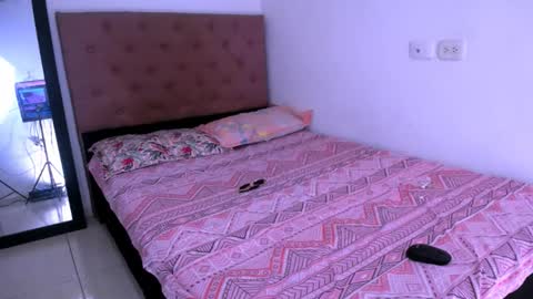 Lilith online show from December 13, 7:53 pm