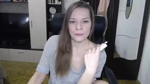 Snapshot of lilith_small21 chatting on February 1, 9:19 am lilith small21 online show from February 1, 9:19 am