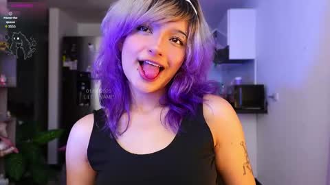 Snapshot of lilith_vamp chatting on June 2, 4:09 pm LILITH 200 LIKES Thursday Clown Costume M online show from June 2, 4:09 pm