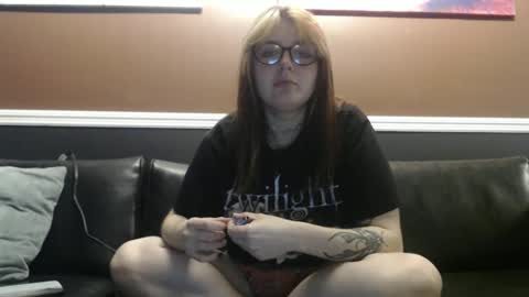 Snapshot of lilithafterdark22 chatting on March 30, 1:50 am molly online show from March 30, 1:50 am