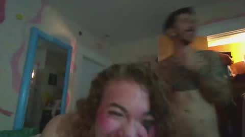 Snapshot of lilithandchris chatting on October 31, 11:06 pm Lilith Chris online show from October 31, 11:06 pm