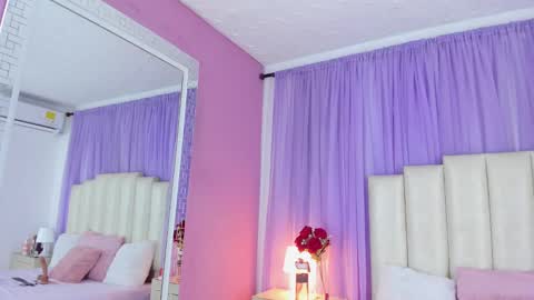 Lilith  online show from December 13, 7:25 am