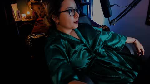 lilithmystic01 online show from January 19, 9:34 pm