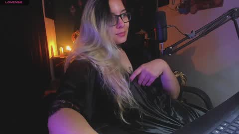 lilithmystic01 online show from February 5, 1:44 pm