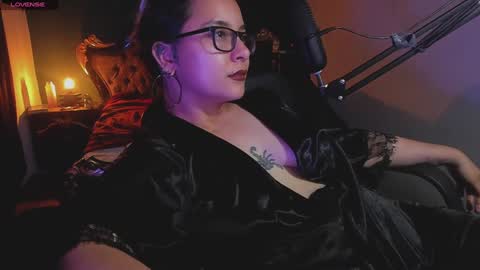 lilithmystic01 online show from February 5, 11:17 pm