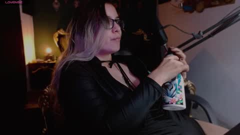 lilithmystic01 online show from February 13, 6:38 pm